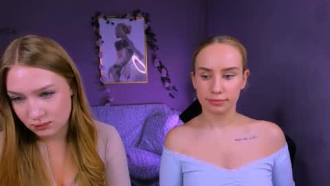 Snapshot of katy_may_ chatting on 10-08-25, 12:19 Kate online show from 10-08-25, 12:19