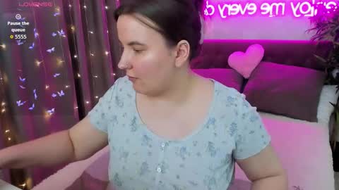 Kate online show from 03-12-26, 06:52