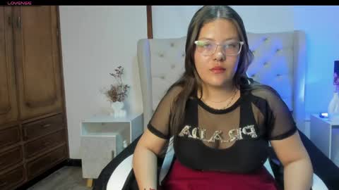 Snapshot of katygone chatting on 04-16-26, 04:35 katygone online show from 04-16-26, 04:35