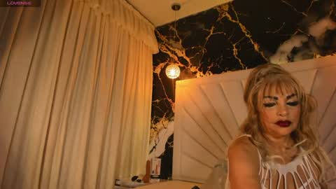 Snapshot of katyhornymilfsexy chatting on 06-17-26, 11:56 katy online show from 06-17-26, 11:56