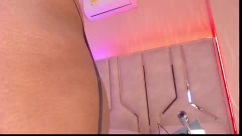 Susan online show from 11-08-25, 02:06