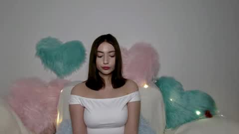 kayla online show from 05-06-26, 06:35