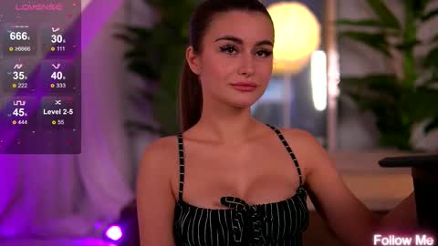 kaylabray online show from 11-14-25, 05:06