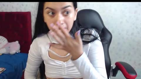 Snapshot of kaylak18x chatting on 10-03-25, 02:30 Kayla online show from 10-03-25, 02:30