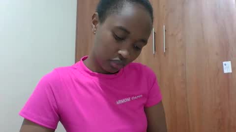 kaylar online show from 04-12-26, 09:36