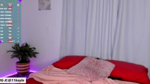 INSTAGRAM AND TW 11kayle online show from 01-11-25, 12:22