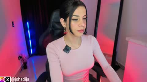 Snapshot of kayle______ chatting on 04-19-26, 12:00 INSTAjohedija online show from 04-19-26, 12:00