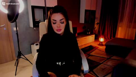 Snapshot of kaylee____77 chatting on 12-11-24, 07:03 kaylee online show from 12-11-24, 07:03