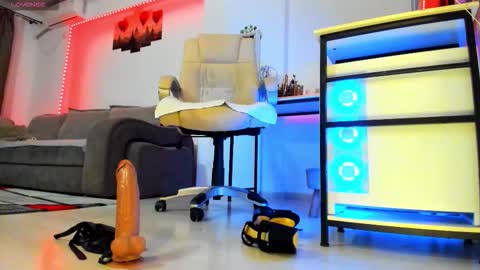 kaylee online show from 11-15-25, 05:31