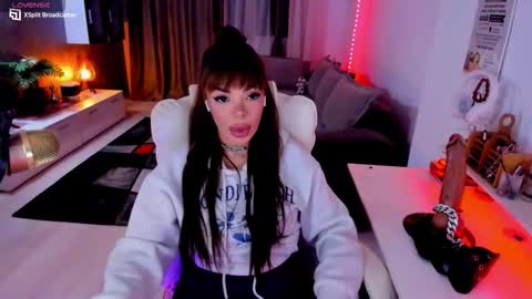 kaylee online show from 01-11-26, 04:01