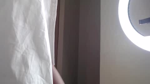 Kaylee online show from 09-17-25, 10:22