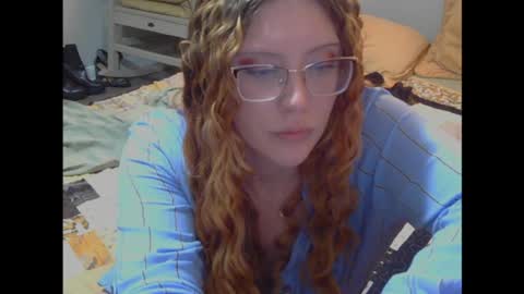 Snapshot of kayleekakesnslim chatting on 07-17-26, 09:19 kaylee kakes online show from 07-17-26, 09:19