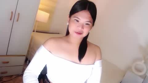Snapshot of kayleepinay chatting on 05-14-26, 10:27 Y O U R F U T U R E K A Y L E E online show from 05-14-26, 10:27