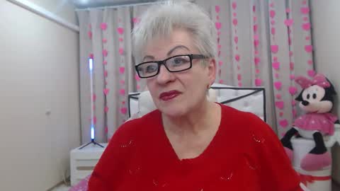 Snapshot of kaylesmoll chatting on 02-11-26, 07:41 kaylesmoll online show from 02-11-26, 07:41