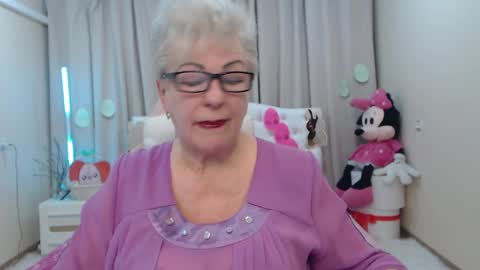 kaylesmoll online show from 04-01-26, 06:38