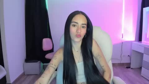 Snapshot of kaylie_xxx chatting on 12-09-24, 11:13 kaylie online show from 12-09-24, 11:13