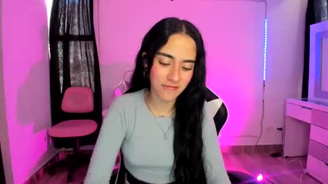Snapshot of kaylie_xxx chatting on 01-27-25, 09:11 kaylie online show from 01-27-25, 09:11