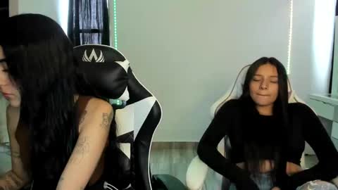 Snapshot of kaylie_xxx chatting on 02-18-25, 05:42 kaylie online show from 02-18-25, 05:42
