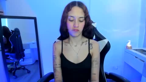 kaylie online show from 05-25-26, 02:01