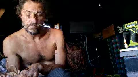 Kay online show from 12-19-25, 06:04