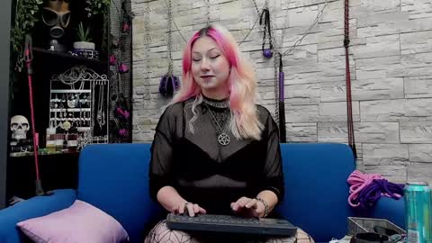 Miss Kazia online show from 01-01-25, 11:07