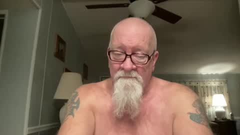 kcbace61760 online show from 01-18-25, 01:19