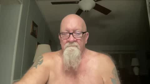 kcbace61760 online show from 10-17-25, 12:47