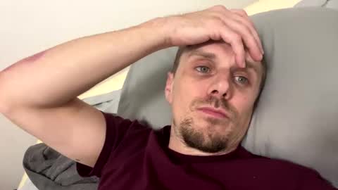 Snapshot of kcdowdy90 chatting on 09-28-25, 03:45 rowdy6969 online show from 09-28-25, 03:45