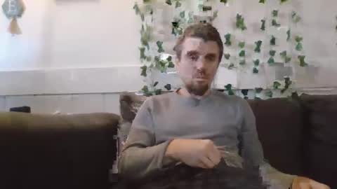 Snapshot of kcdowdy90 chatting on 11-24-25, 01:33 rowdy6969 online show from 11-24-25, 01:33