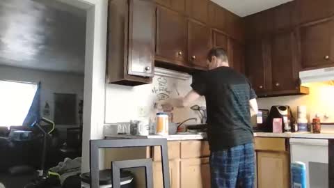 Snapshot of kcdowdy90 chatting on 12-22-25, 07:44 rowdy6969 online show from 12-22-25, 07:44