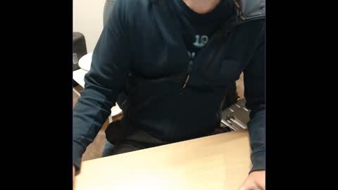 kcirt17225058 online show from 10-25-25, 11:07