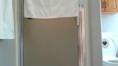 Snapshot of kcp6943 chatting on 01-12-25, 06:05 kcp6943 online show from 01-12-25, 06:05