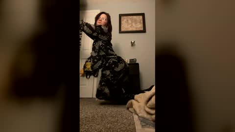 Snapshot of kearianwat chatting on 12-21-25, 03:13 kearianwat online show from 12-21-25, 03:13