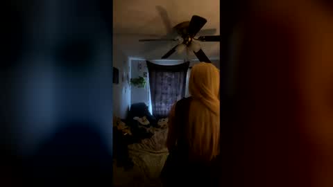 Snapshot of kearianwat chatting on 03-08-26, 10:02 kearianwat online show from 03-08-26, 10:02