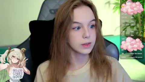 Snapshot of kebesheska chatting on 11-08-25, 09:09 Seb Polly Roxy Jonny online show from 11-08-25, 09:09