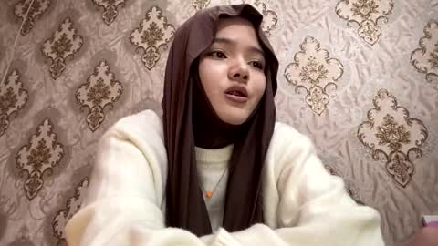 Snapshot of keeleylandrie chatting on 12-22-25, 10:01 Kate online show from 12-22-25, 10:01