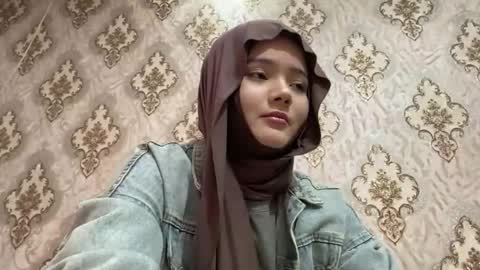 Snapshot of keeleylandrie chatting on 02-07-26, 11:03 Kate online show from 02-07-26, 11:03