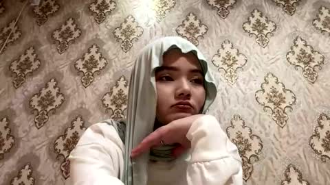 Snapshot of keeleylandrie chatting on 02-11-26, 10:42 Kate online show from 02-11-26, 10:42