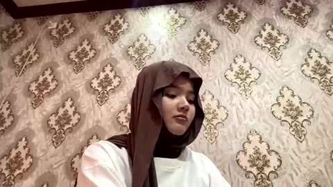 Snapshot of keeleylandrie chatting on 02-14-26, 11:07 Kate online show from 02-14-26, 11:07