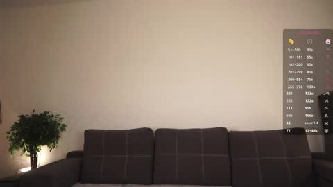 Snapshot of keeleyreineck chatting on 05-26-26, 06:53 Nika online show from 05-26-26, 06:53