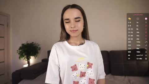 Snapshot of keeleyreineck chatting on 05-30-26, 07:16 Nika online show from 05-30-26, 07:16