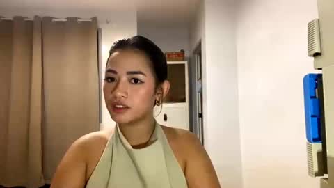 Snapshot of keikobuetti chatting on 07-03-26, 11:27 Estelle online show from 07-03-26, 11:27
