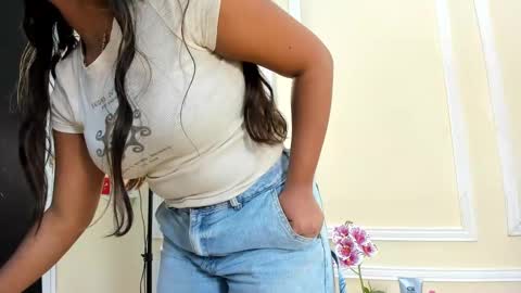 Snapshot of keila_hott20 chatting on 09-17-25, 12:51 keila online show from 09-17-25, 12:51
