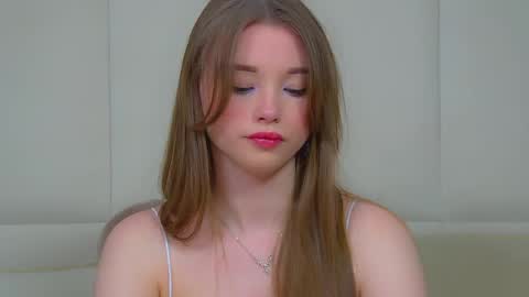 Keira online show from 05-14-26, 06:04