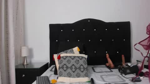   online show from 11-20-25, 11:32