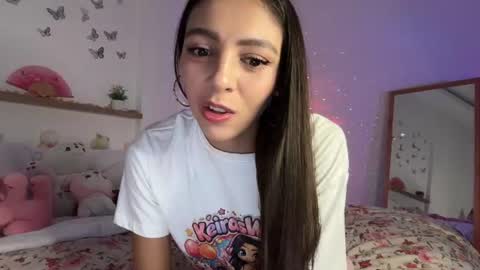 Snapshot of keirasworld chatting on 07-24-26, 12:19 keira online show from 07-24-26, 12:19