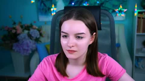 Snapshot of kelliebanshe chatting on 07-17-26, 02:07 kelliebanshe online show from 07-17-26, 02:07