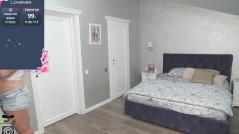 Snapshot of kellielowie chatting on 01-29-25, 08:04 kellielowie online show from 01-29-25, 08:04