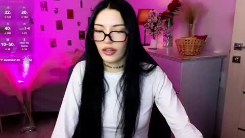 Snapshot of kelly__bunny chatting on 07-18-26, 08:45 Kelly online show from 07-18-26, 08:45