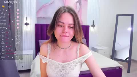 Kelly online show from 03-08-25, 02:01